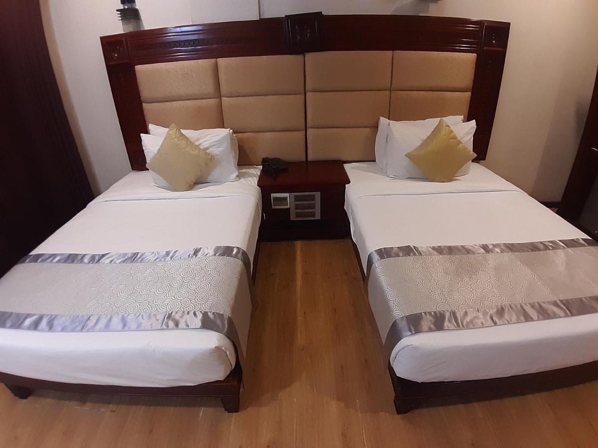 Hotel Palmyra Grand Suite - Tirunelveli Kültér fotó