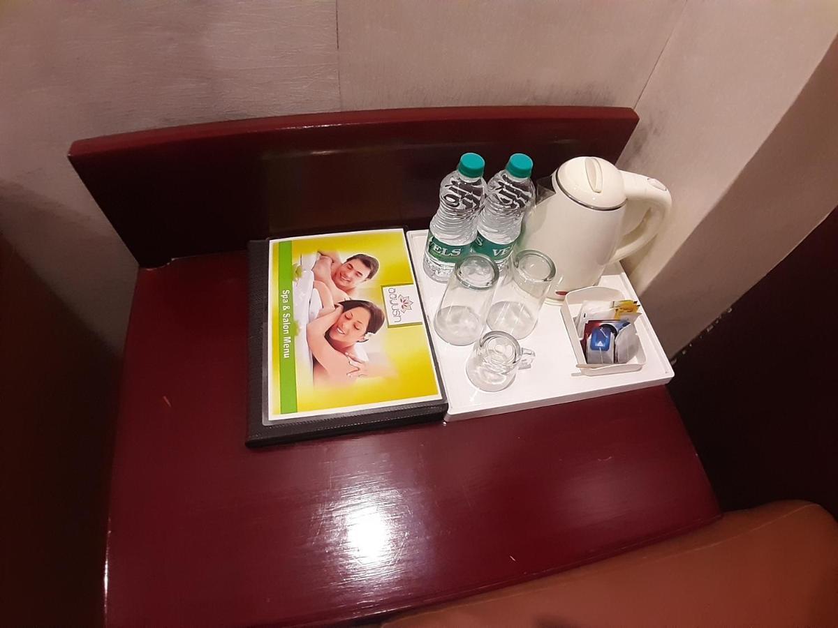 Hotel Palmyra Grand Suite - Tirunelveli Kültér fotó