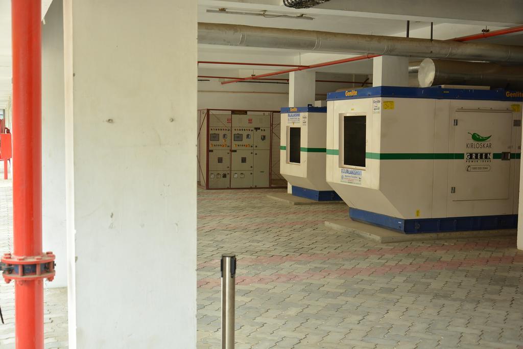 Hotel Palmyra Grand Suite - Tirunelveli Kültér fotó